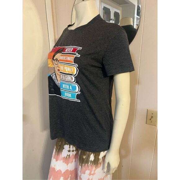 Feminist Ruth Bader Ginsburg RBG Quote Girl With Book Women T-Shirt S - Picture 2 of 6